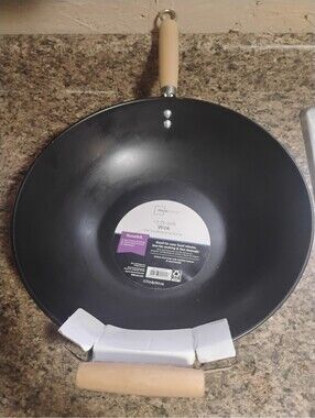 Mainstays 13.75-Inch Nonstick Wok with Wood Handle